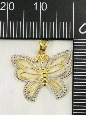 10K CUTE BUTTERYFLY PENDANT